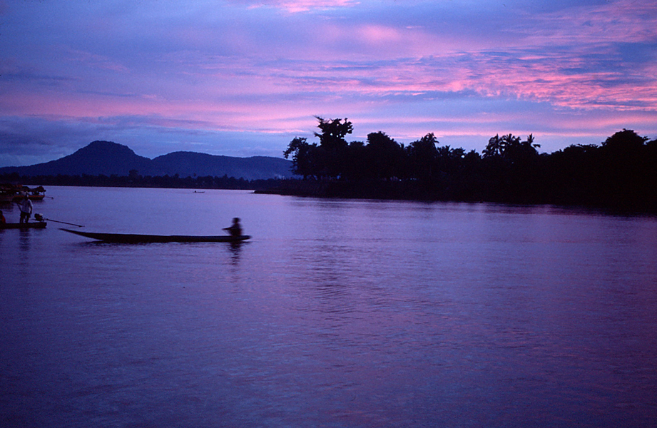 © Martina Miethig, Laos, Mekong, Abendstimmung