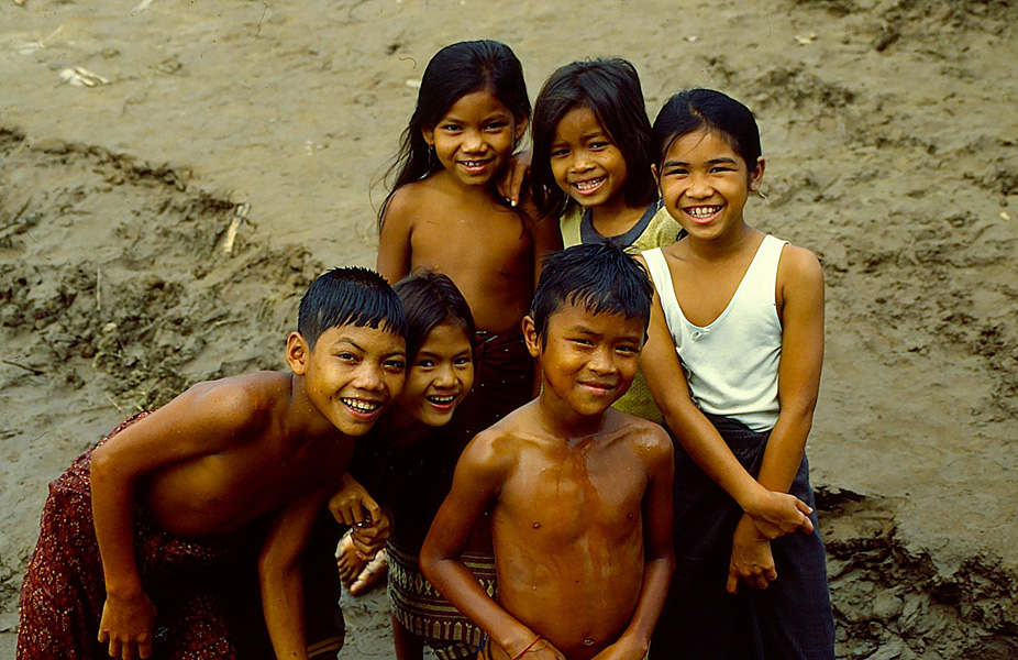 © Martina Miethig, Laos, Mekong, Kinder